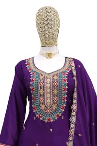 Nouvelle collection Automne Hiver : Ensemble Salwar Kameez indien 3 pièces décontracté à manches longues, en chinon épais avec broderies, séchage rapide et coupe ample. - Product Image 3