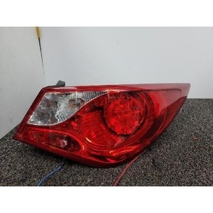 Luz Trasera Derecha Usada para Sonata 924023S100 - Product Image 1