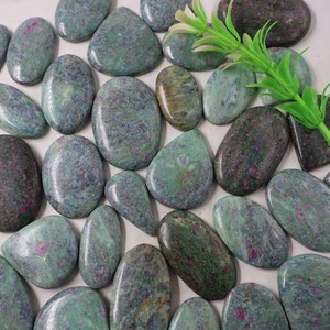 Rubí Natural en Fuchsite, Gema Suelta en Cabujón, Venta al por Mayor de Gemas Sueltas Naturales de Diferentes Formas para Joyería - Product Image 6
