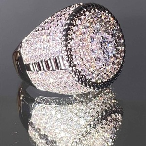 Bague Hip Hop Or et Argent Tendance avec Diamants Moissanite – Bijou Tendance pour Artistes Rap et Musiciens - Product Image 2