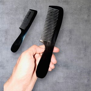 Peine para el Cabello Hecho a Mano, Ecológico, 100% de Calidad Premium, Hecho con Cuerno de Búfalo Natural, Producto Artesanal 100% Natural - Product Image 1