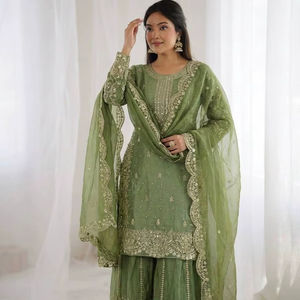 Costume ethnique festif pour femmes, directement de l'usine – Fournisseur OEM et marque privée pour l'exportation - Product Image 1