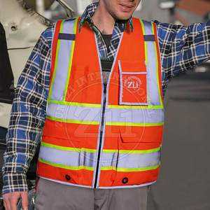 เสื้อกั๊กสะท้อนแสง LED คุณภาพสูง ANSI Class 1 กันน้ำ สำหรับใช้งานกลางแจ้ง เพิ่มความปลอดภัย มองเห็นได้ชัดเจน พร้อมโลโก้สั่งทำได้ ใช้งานได้หลากหลาย - Product Image 6