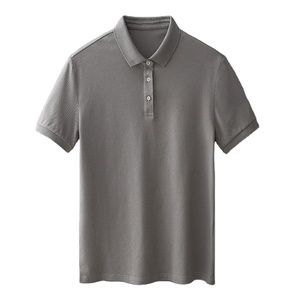 T-shirt Homme Dernière Mode 100% Coton 220g Anti-Plis Manches Courtes Confortable Haute Qualité Prix Abordable Vente en Gros - Product Image 2