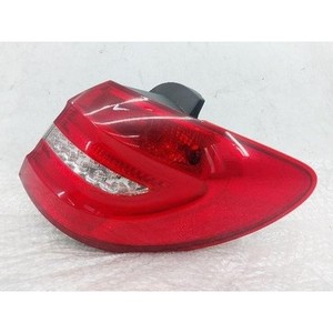 Luz Trasera Derecha Usada Clase B A2468200664 - Product Image 1