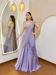 Ensemble indien pakistanais en soie crêpe brodée violette de qualité supérieure, longueur ras du sol, séchage rapide, avec chemisier en dentelle, dupatta et lehenga, pour mariage - Product Image 3
