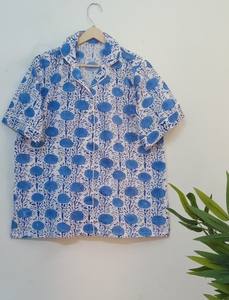 Elegante conjunto de pijamas familiares con estampado floral 100% algodón, ropa de dormir cómoda y a juego para todas las edades. - Product Image 3