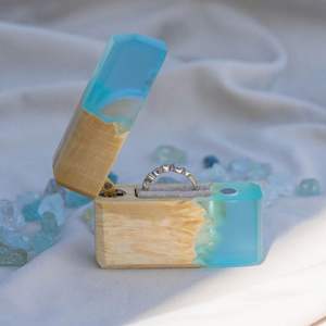 Boîte à bague personnalisée en bois et résine avec logo sur mesure pour mariage, bijoux, cadeau, rangement, demande en mariage - Product Image 6