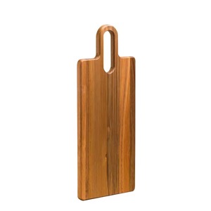 Planche à découper rectangulaire en bois de noyer premium de 1,5 cm d'épaisseur avec poignée découpée, plateau de service pour charcuterie, bloc de préparation moderne, ustensile de cuisine - Product Image 1