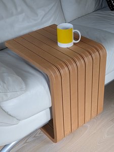 Mesa Auxiliar Moderna de Madera Maciza Curvada con Estante Abierto para Libros, Mueble Compacto para Sala de Estar que Ahorra Espacio - Product Image 4