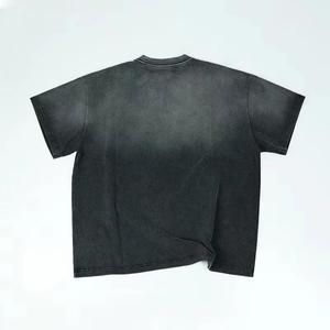 เสื้อยืดโอเวอร์ไซส์แบบฟอกสี 100% ผ้าฝ้าย วินเทจ ลุคสตรีทแวร์ คอกลม แขนสั้น สำหรับผู้ชาย เสื้อฟอกสี - Product Image 2
