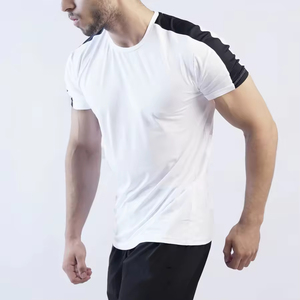 Plus Size Active Gym T-shirt for <b>Men</b> Loose Fit 100% Polyester Eco-Friendly V-neck Custom Color Sports Streetwear for - Product Image 5