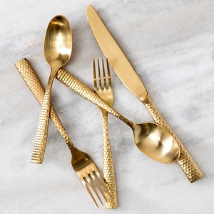 Vente en gros de couverts à long manche Cutipol de luxe en or Couverts de luxe en or Couverts à couverts cuillère et fourchette - Product Image 3