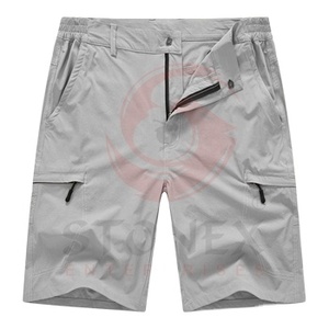 Shorts cargo pour hommes, 6 poches, avec logo personnalisé, différents designs. - Product Image 1