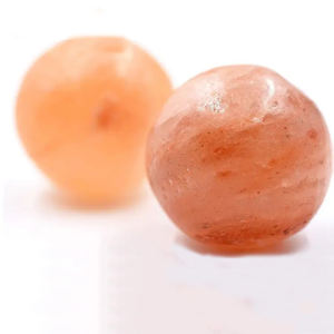Lampe en sel rose de l'Himalaya 100% naturel de qualité supérieure, sculptée à la main, bol à feu, boules de massage, design personnalisé, style amour - Product Image 1
