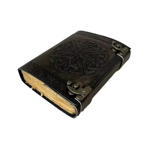 Diario Clásico de Cuero Genuino con Tapa Dura, Papel con Borde Rústico Hecho a Mano, Grabado de Chakras en Carbón, para Lectura y Hechizos - Product Image 5