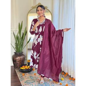 Hermoso conjunto de tela de gasa talla XL con top, pantalón y dupatta para fiestas - Product Image 2