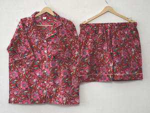 Conjunto de Pijama de Algodón con Estampado Floral Rojo para Mujer, Hecho a Mano, Premium, Transpirable, de Secado Rápido, Ligero, de Dos Piezas para Verano - Product Image 2