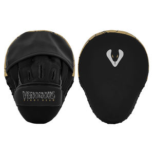 Almohadillas de Piel con Logotipo Personalizado - Equipo de Entrenamiento de Boxeo y Kick Boxing de Primera Calidad de Fábrica Pakistaní - Product Image 1