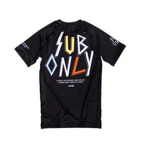 เสื้อรัดกล้ามเนื้อสำหรับกีฬาบราซิลเลียนยิวยิตสู (BJJ) และ MMA แบบขายส่ง สั่งทำได้ แห้งเร็ว ยืดหยุ่น ระบายอากาศดี พร้อมลายพิมพ์แบบ Sublimation สำหรับการฝึกซ้อมและการแข่งขัน - Product Image 2