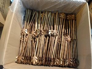 Cuillère en bois à long manche bord lisse sûr pour ustensiles de cuisine antiadhésifs prise confortable ustensile à usage quotidien - Product Image 4