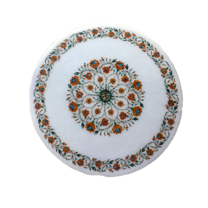 Plateau de table basse en marbre blanc avec incrustations de style antique, travail d'incrustation sculpté à la main, pièce maîtresse unique, exportateur de meubles en Inde - Product Image 1