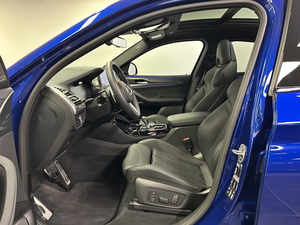 BMW X4 M Competition Berline, intérieur cuir foncé, sièges électriques, toit ouvrant panoramique, conduite à gauche, écran tactile - Product Image 6