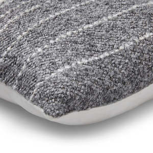 Cuscino Decorativo Intrecciato con Motivo Geometrico Eco-Friendly 12"x24" di Mode Living, Modello Chalet 087, con Imbottitura Inclusa per Arredamento Casa - Product Image 1