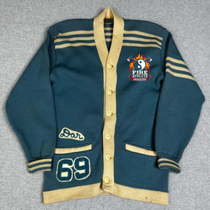 Cardigan d'hiver pour femme 100 % laine, col en V, tricoté, respirant, personnalisable – Nouvelle tendance 2025 de haute qualité - Product Image 1