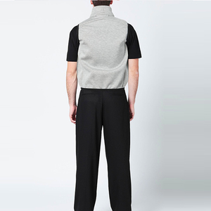 Veste en molleton de coton pour homme, style streetwear, 100% coton, poches zippées, coupe ajustée, vente en gros, vestes sans manches personnalisées pour homme - Product Image 4