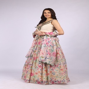Le meilleur choix pour les fêtes : Lehenga Choli imprimé pour femmes avec dupatta en organza et travail de perles – Tenue élégante pour les festivals - Product Image 3