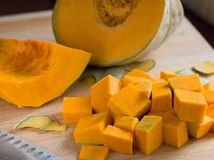 Cubos de calabaza congelados IQF Premium 100% naturales, origen de Vietnam, Exportación al por mayor a granel - Product Image 4