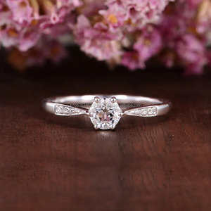 Bague ronde en diamant cultivé en laboratoire Bague de fiançailles vintage en or 14 carats pour femme pour mariage ou fête certifiée IGI - Product Image 2