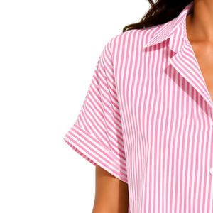 Camisa corta a rayas rosa y blanco personalizada para mujer, con logotipo bordado personalizado, manga corta, con botones, blusa informal de verano - Product Image 3
