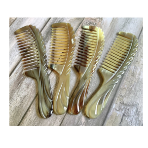 Natural Buffalo Horn Hair Comb Handmade Anti Static Detangling Comb <b>for</b> Healthy Hair Care - Product Image 3