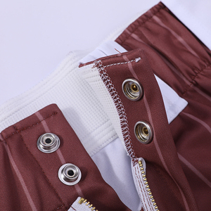Pantalons de baseball de qualité supérieure, au design optimal, pour adultes, longueur intégrale avec fermeture à boutons, fabriqués au Pakistan. - Product Image 5