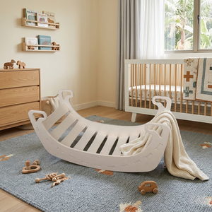 Chaise à bascule 3-en-1 en contreplaqué de pin américain, design durable et sûr, bords lisses pour les chambres d'enfants - Product Image 3