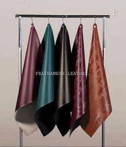 Feuilles de cuir de vachette véritable de qualité supérieure pour la tapisserie et les articles en cuir - Product Image 2