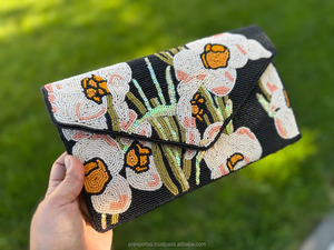 Sac à main en satin doux brodé de fleurs et de perles, fait à la main, de luxe, pour soirée, mariage, fête, sac à main personnalisé à la mode - Product Image 2