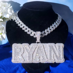 Collier Pendentif Unisexe Lettre en Argent Sterling 925 avec Diamants Moissanite VVS Effet Glacé - Product Image 4