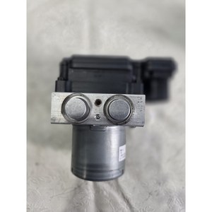 Piezas de automóvil usadas 2015 para Kia Sorento Módulo de control hidráulico ABS ESC Unidad de bomba 58900-C5820 Piezas de automóvil coreanas usadas - Product Image 4
