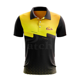 Tenue de sport en tissu léger et respirant, conçue pour le confort, la flexibilité et des performances durables lors des matchs - Product Image 3
