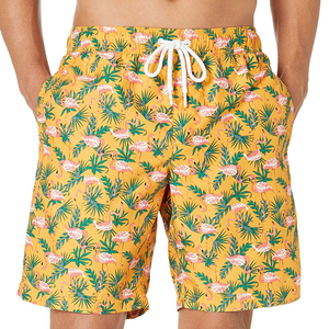 Shorts de bain pour hommes à imprimé flamant rose, shorts de plage tropicaux, séchage rapide, taille élastique, shorts de bain d'été, logo personnalisé OEM - Product Image 1