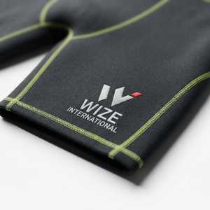 Shorts de compression noirs pour hommes, nouvelle collection, logo personnalisé, faible MOQ, shorts de compression ajustés pour la course et la gym - Product Image 4
