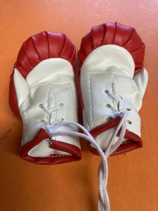 Guantes de Boxeo Unisex de Diseño Personalizado y con Logotipo OEM, Guantes de Boxeo Promocionales para Entrenamiento y Golpeo Intenso - Product Image 6