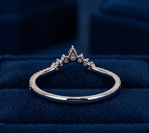 Bague de mariage en or massif 14 carats avec diamant de laboratoire taille poire VVS2 pavé pour femme, idéale pour les fêtes et les cadeaux - Product Image 2