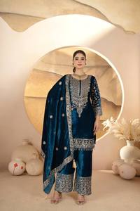 Ensemble de robe de soirée Kurta Kurti pour femme en velours de viscose bleu, tissé, avec broderie lourde, imprimé feuille d'aluminium, manches longues, protection solaire - Product Image 2