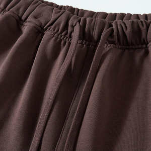 กางเกงขาสั้นลำลองผ้าคอตตอนผสมสำหรับผู้ชาย น้ำหนักเบา เหมาะสำหรับฤดูร้อน ออกกำลังกาย สตรีทแวร์ ขายส่ง ผู้ผลิต OEM ผู้จัดจำหน่ายจำนวนมาก โรงงานขายตรง - Product Image 2