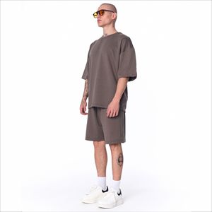 Vêtements pour hommes grande taille OEM, logo personnalisé, ensemble court en coton pour streetwear, vente en gros de t-shirts en coton pour hommes avec shorts assortis - Product Image 2
