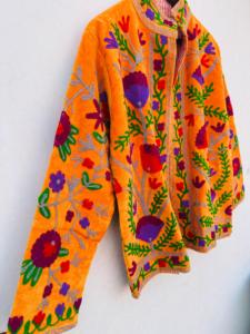 Veste bohème en velours brodé 100% coton, col mandarin, manches longues, motif floral, coupe ample, toutes saisons, broderie à la main - Product Image 4